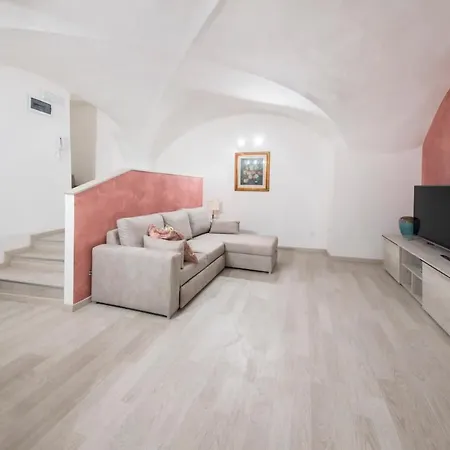 Trilocale Altaseta *